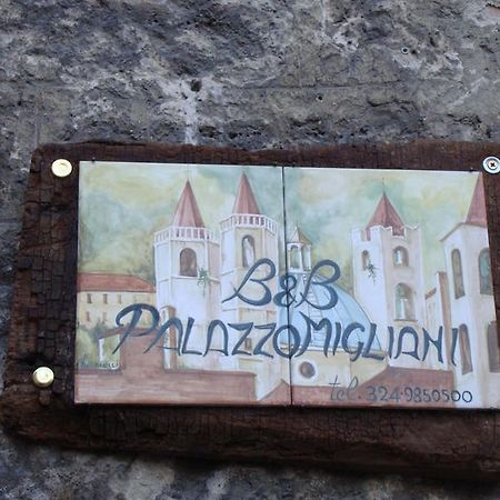 B&B Palazzo Migliani Асколи-Пичено Экстерьер фото