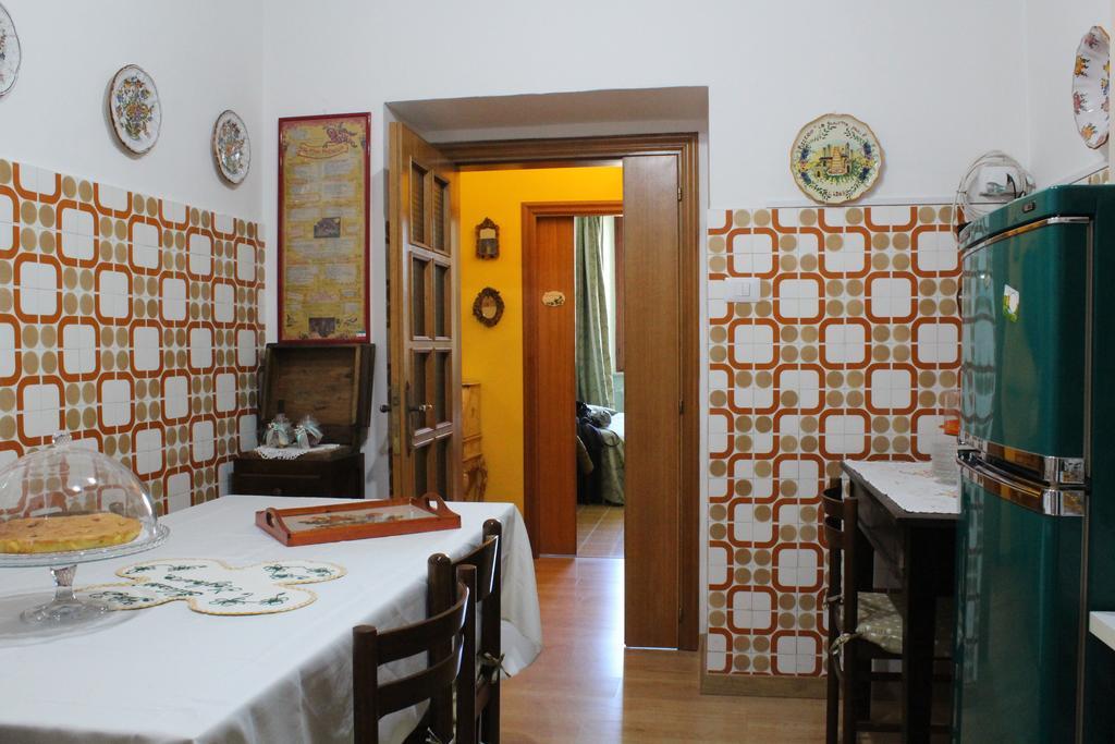 B&B Palazzo Migliani Асколи-Пичено Экстерьер фото